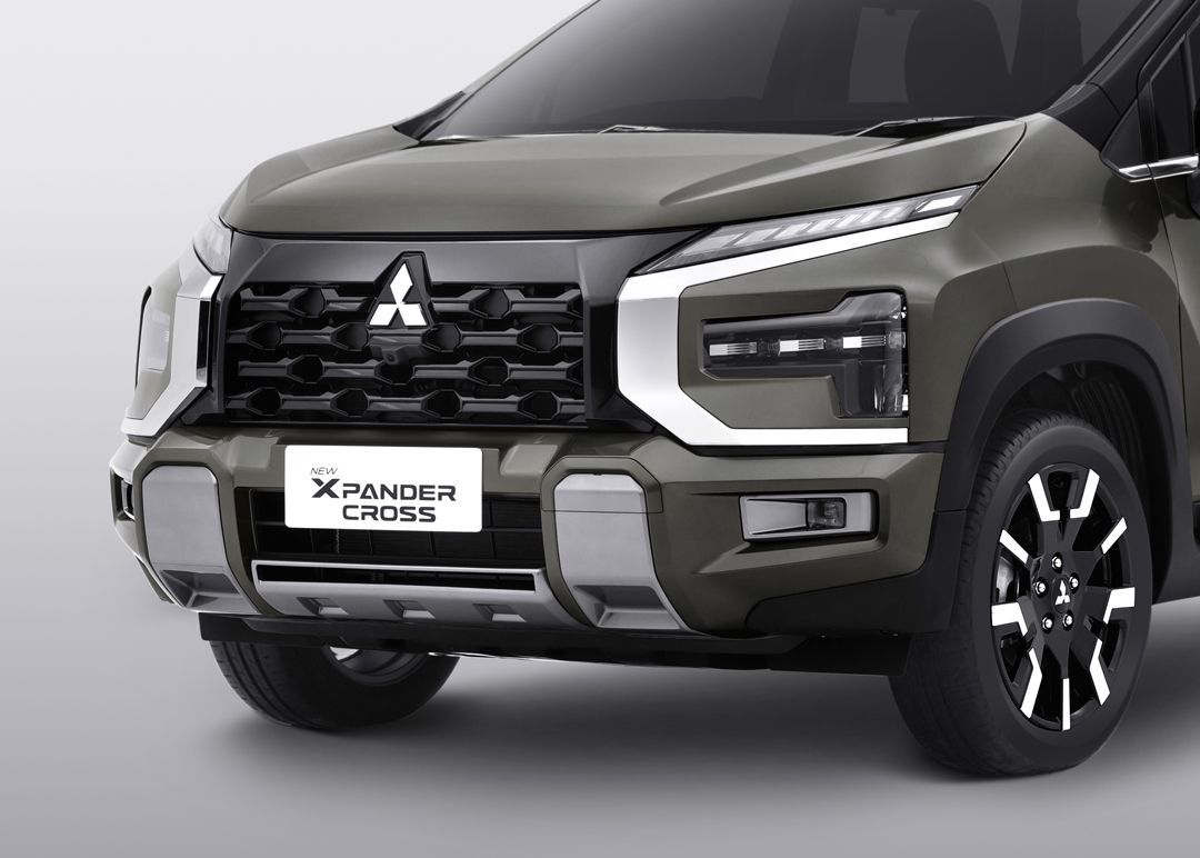 Mitsubishi Xpander Cross Terbaru 2025: Intip Harga, Fitur dan Keunggulannya Dibanding Rivalnya!