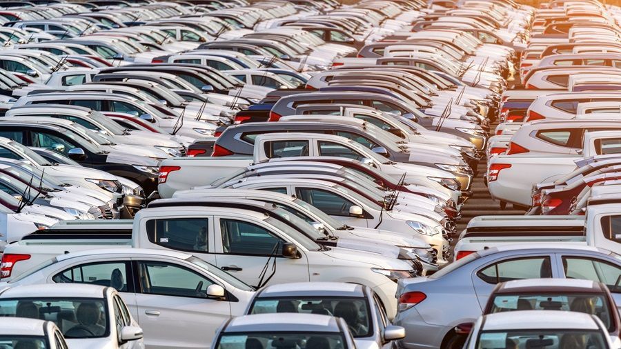 5 Penyebab Harga Mobil Bekas Premium Turun Drastis meski Tahun Muda, Kok Bisa?