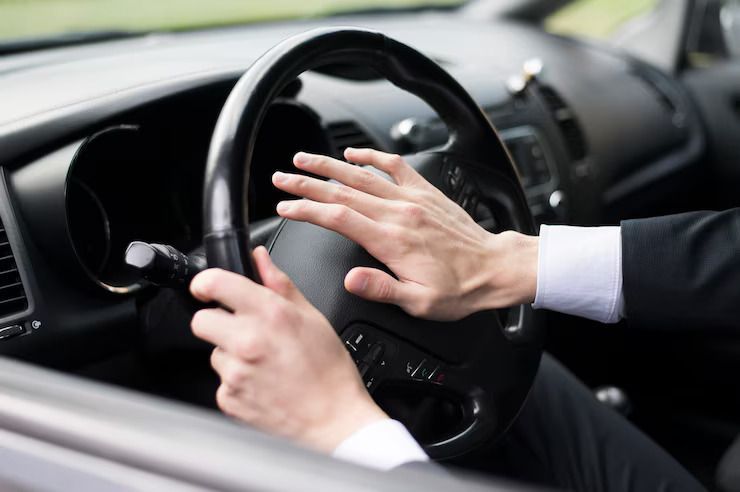 Biar Gak Bikin Bising, Ini 4 Cara Bijak Gunakan Klakson di Jalan Raya