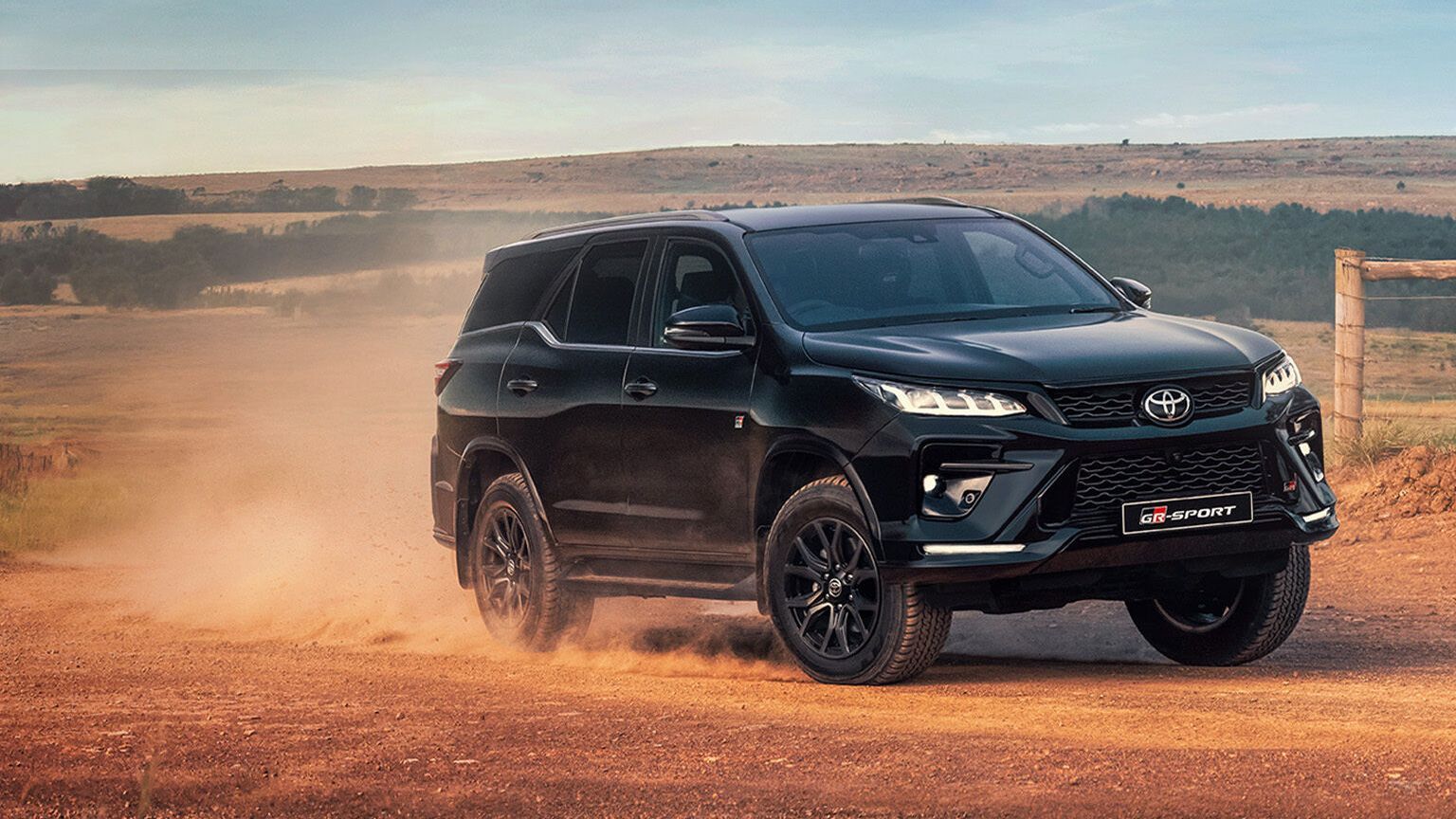 Segini Harga Toyota Fortuner 2.8 GR Sport TSS 4x4 Terbaru di Awal Tahun 2026, Siap Tampil Berwibawa!