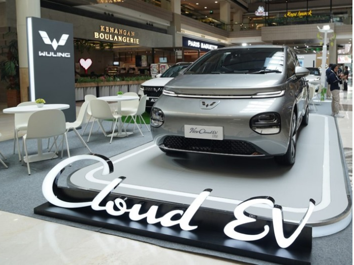 5 Alasan Mengapa Wuling Cloud EV Cocok untuk Dipakai Keluarga Stylish dan Minimalis!