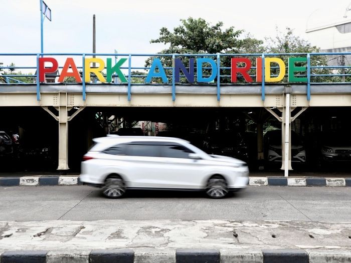 Jangan Kelamaan, Ini Tips Parkir di Rest Area Saat Mudik supaya Gak Bikin Antrean!