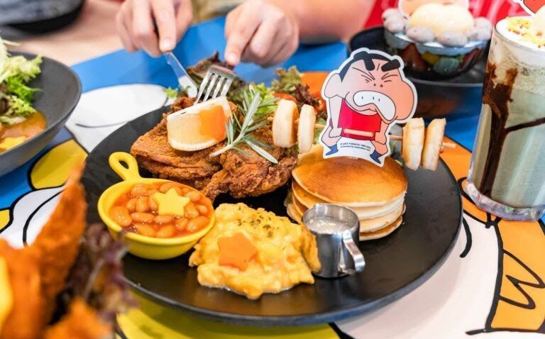 Cafe Bertema Crayon Sinchan Buka di Singapura, Menu Makanannya Menggemaskan!