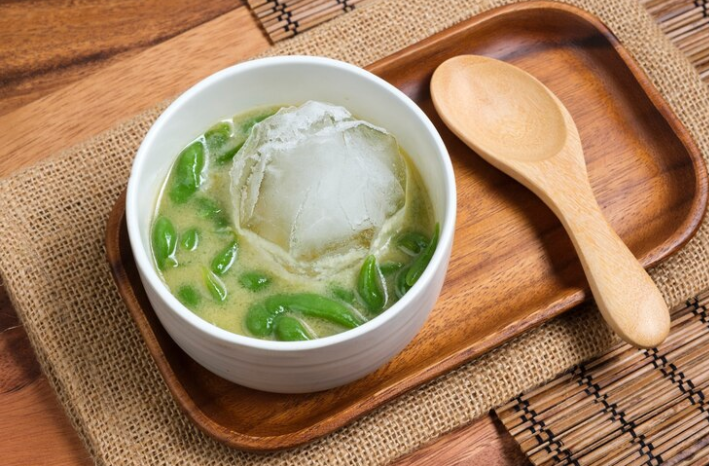 17 Ide Nama Usaha Cendol Dawet yang Unik, Fresh, dan Bikin Pelanggan Penasaran