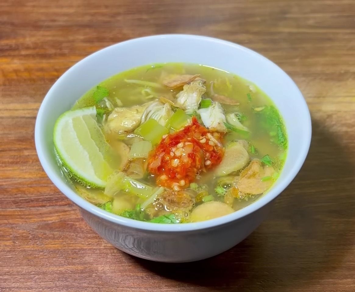 Pecinta Soto Wajib Tahu! 7 Daerah di Indonesia Ini Punya Varian Soto Paling Ikonik dan Menggoda