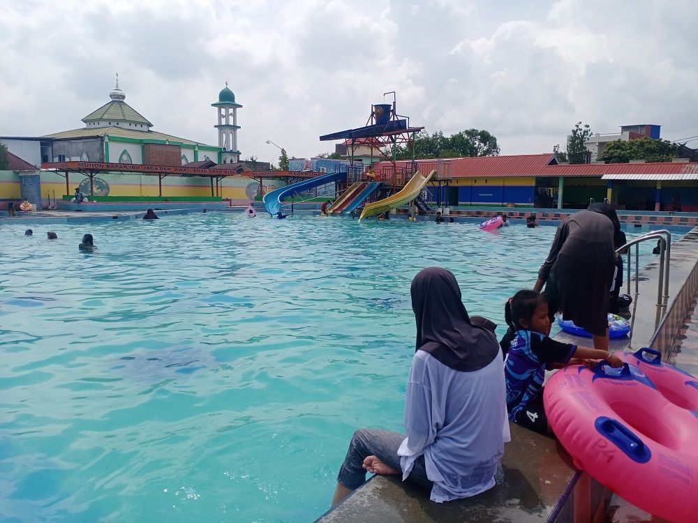 Apa Bedanya Waterpark dan Waterboom?