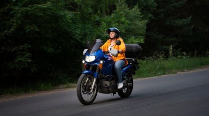 8 Perlengkapan Wajib untuk Mudik dengan Motor agar Aman dan Nyaman