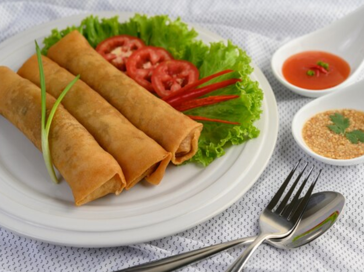 17 Ide Nama Usaha Lumpia Kekinian yang Bikin Brand Kamu Makin Viral