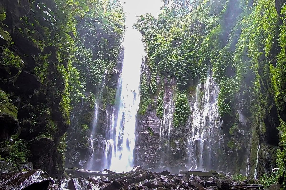 Wisata Tersembunyi Curug Lawe, Surga Alam di Lereng Ungaran