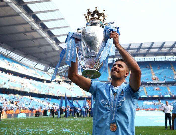 Mulai Cari Suksesor Rodri, Manchester City Disebut Bidik Joao Neves dari PSG