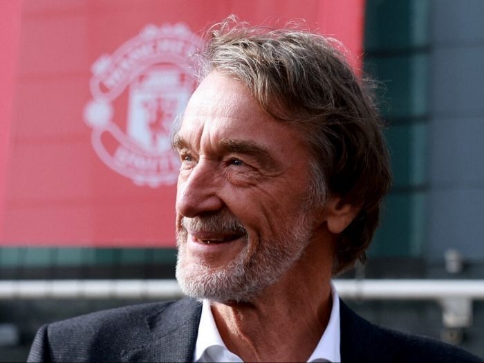 Michael Carrick Bertemu Sir Jim Ratcliffe, Bakal Jadi Pelatih Permanen MU?