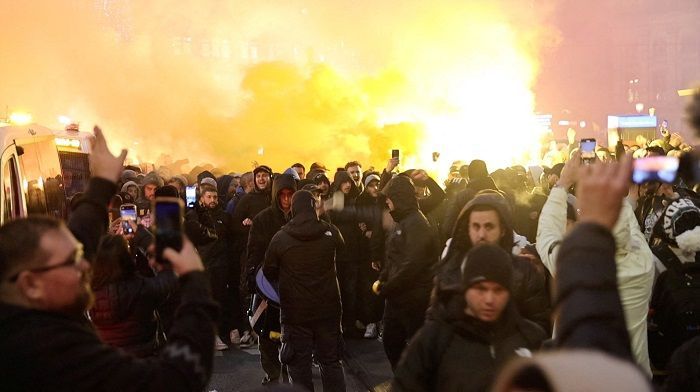 Fans Klub Sepak Bola Israel Bikin Rusuh di Amsterdam, Nyanyi Rasis hingga Turunkan Bendera Palestina