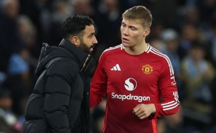 Rasmus Hojlund Setuju Tinggalkan Manchester United, Ruben Amorim Diminta Segera Bertindak