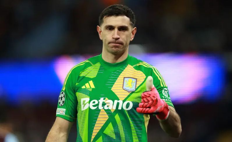 Aston Villa Tolak Tawaran Peminjaman Emiliano Martinez dari Manchester United